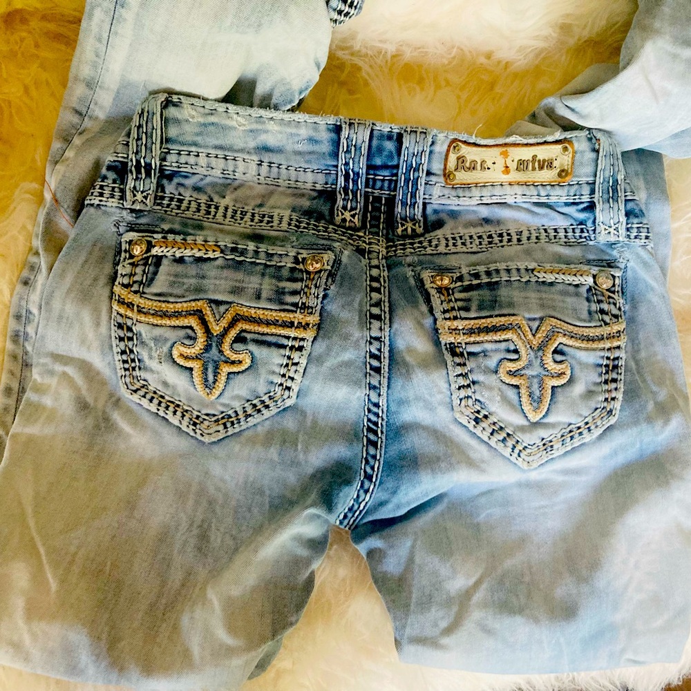 Rock revival 27 straight leg light wash jeans